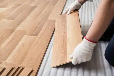 Pourquoi opter pour le parquet stratifié